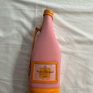 Veuve Clicquot Rosé Sleeve